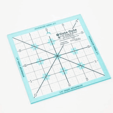 Lori Holt Cute Cuts Trim-It Ruler 4-1/2 x 4-1/2