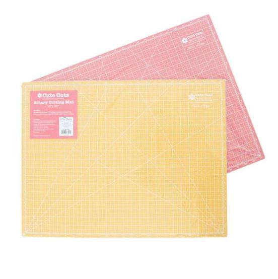 Lori Holt Cute Cuts 18″x24″ Cutting Mat